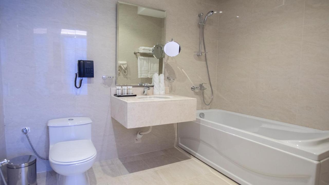 חמיס מושייט Golden Dream Hotel מראה חיצוני תמונה